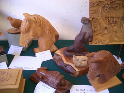 gallery/Exhibitions/Emley%202005/Emley_Show_2005_002aa.jpg
